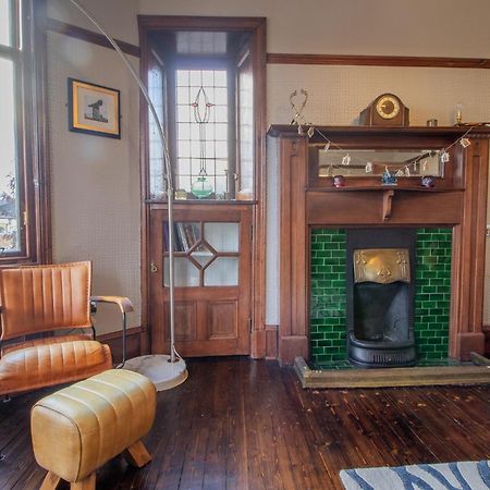 Pass The Keys Beautiful, Traditional 2 Bed Flat W Free Parking Glasgow Exteriör bild