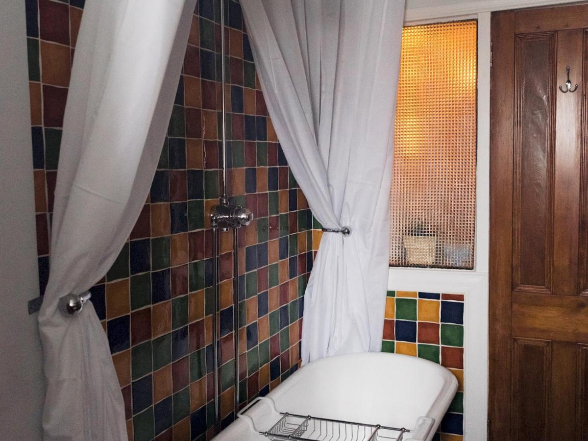Pass The Keys Beautiful, Traditional 2 Bed Flat W Free Parking Glasgow Exteriör bild
