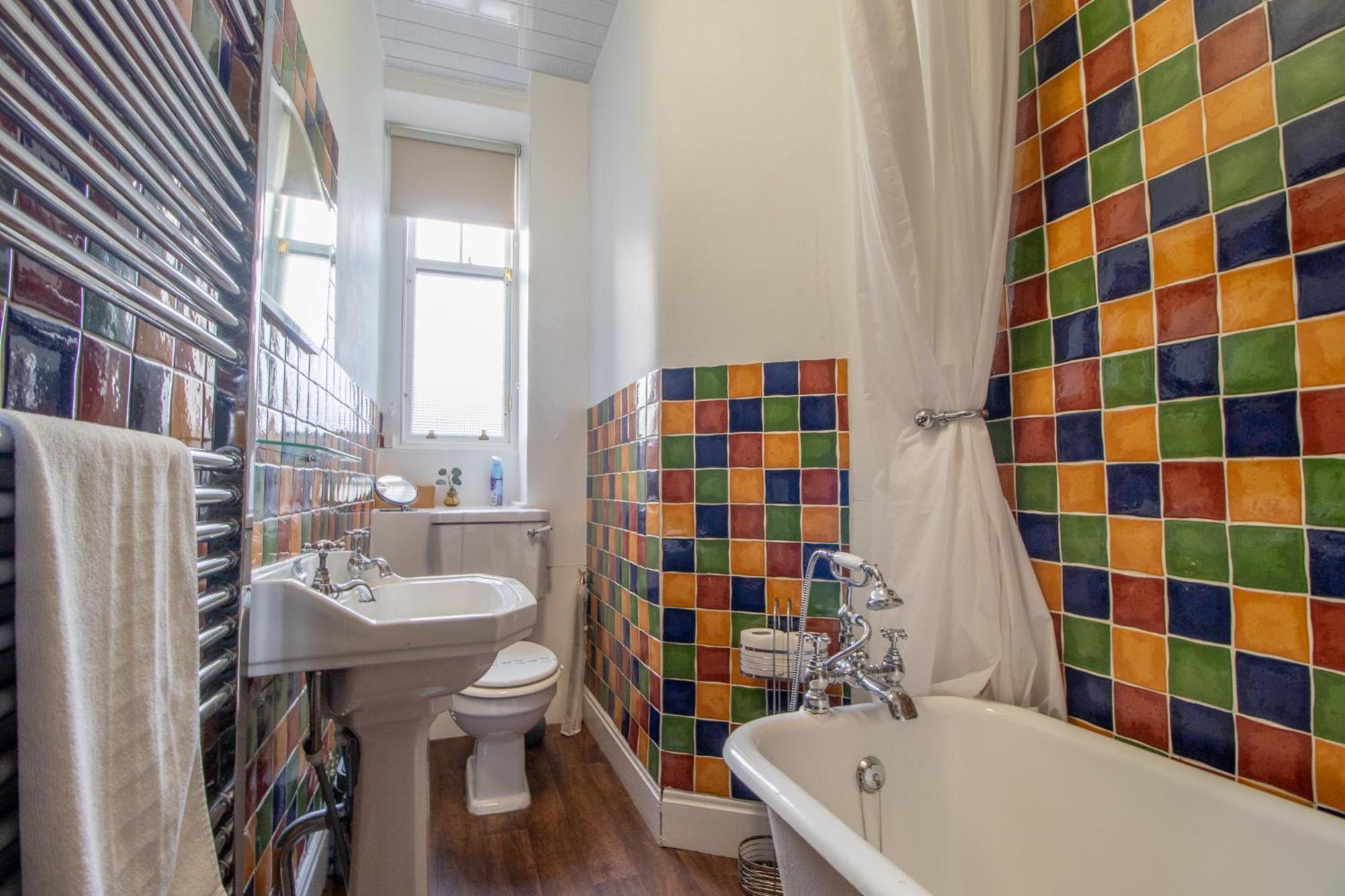 Pass The Keys Beautiful, Traditional 2 Bed Flat W Free Parking Glasgow Exteriör bild